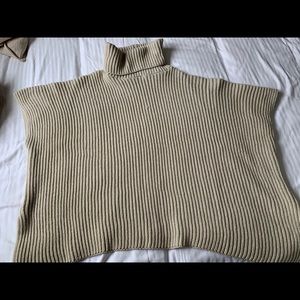 Steve Madden one size fits all sweater